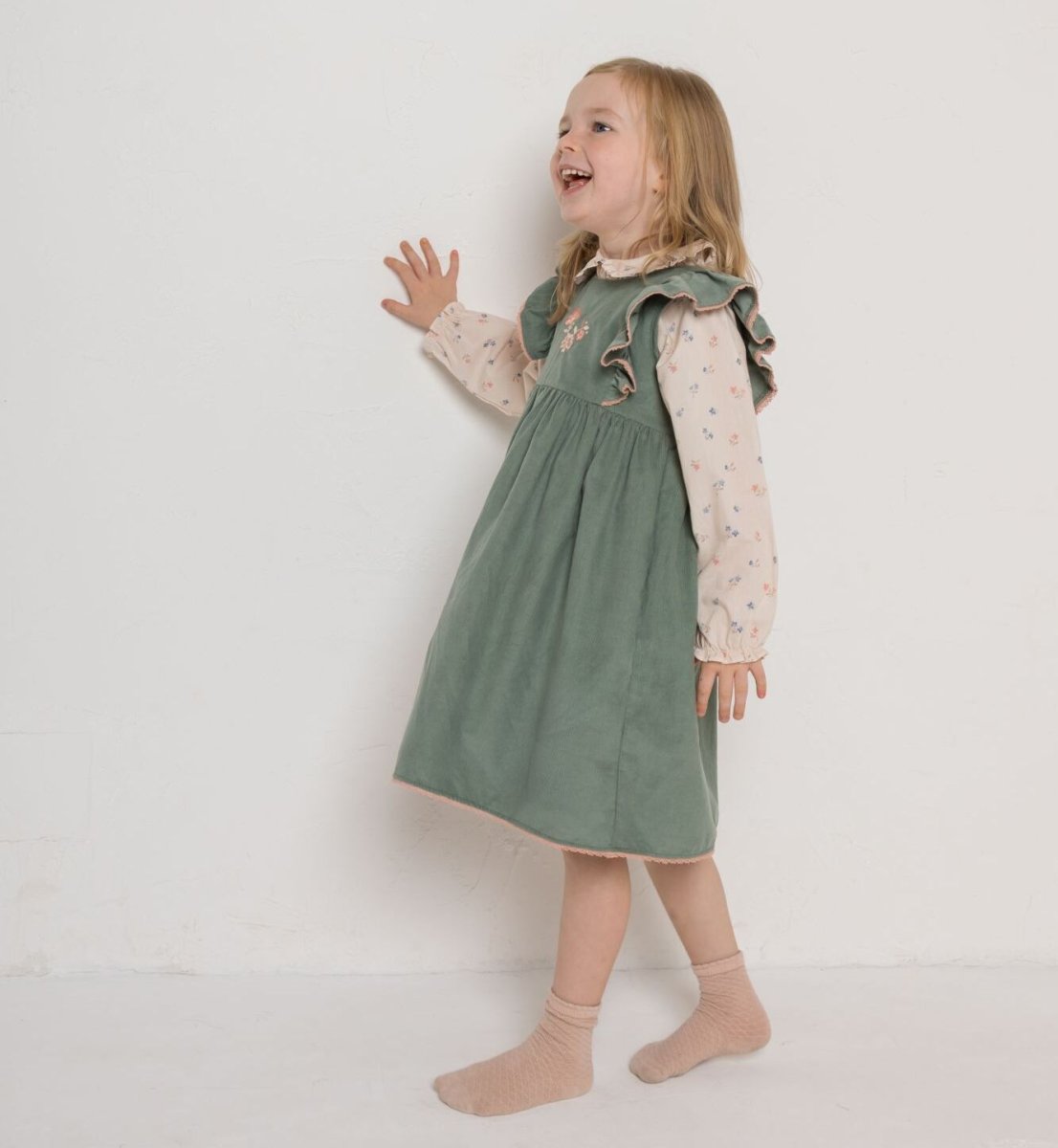 画像10: グリーン・コーデュロイドレス_4-5歳用(身長 103-108cm) (10)
