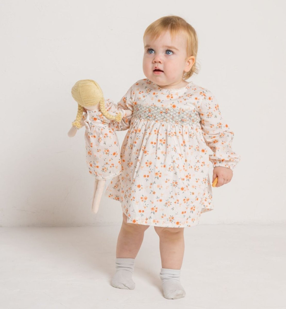 画像9: ホワイトルイーズ・プリントスモッキングドレス_3-4歳用(身長 98-103cm) (9)