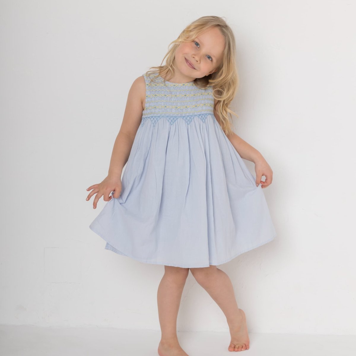 画像5: 【ドール用】ライトブルージャカード・ハンドスモック・ドールドレス (5)