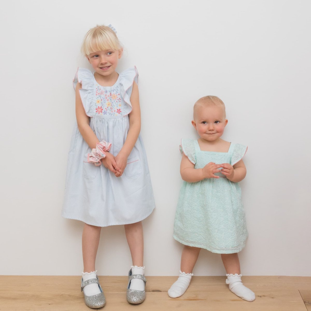 画像18: 花の刺繍・ブルーティッキング・ストライプ・ドレス_3_4歳用(身長 98-103cm) (18)