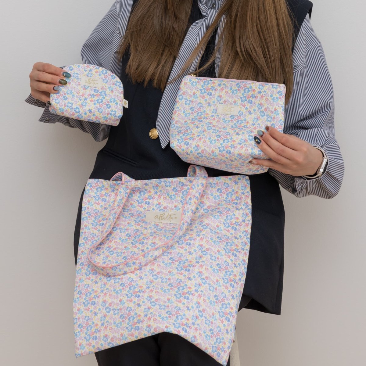 画像8: ジャンヌ プリント・ラージ・トライアングルポーチ (8)