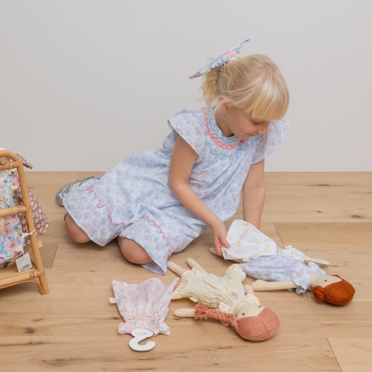 画像7: 【ドール用】ミラ・スモッキング・ドールドレス (7)