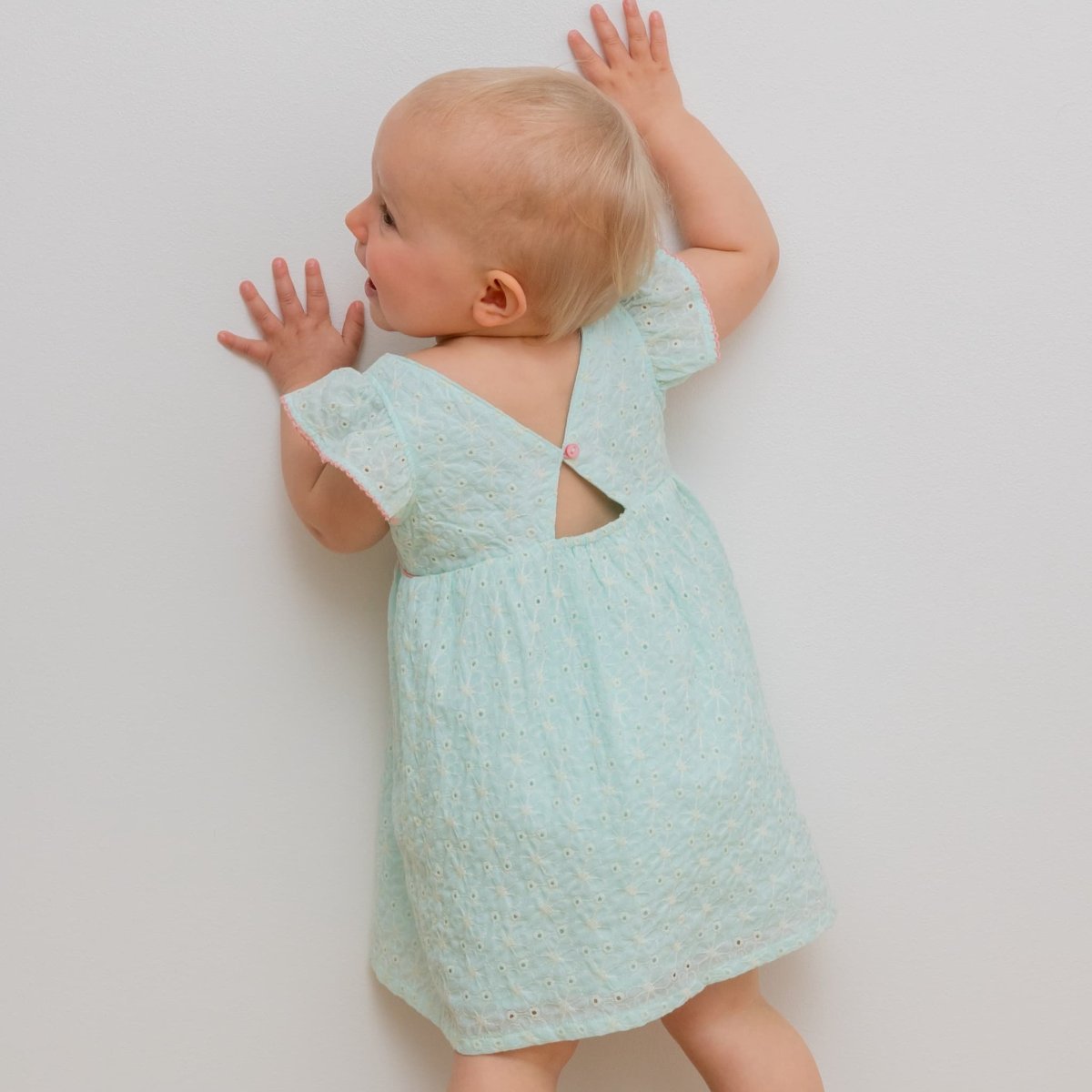 画像12: セレステブルー・ブロデリー・ドレス_5_6歳用(身長 108-114cm) (12)