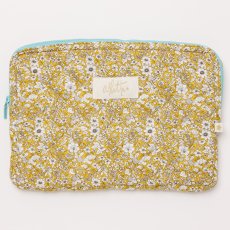 画像1: マスタードフローラル・キルティング・13インチ・ラップトップケース (1)