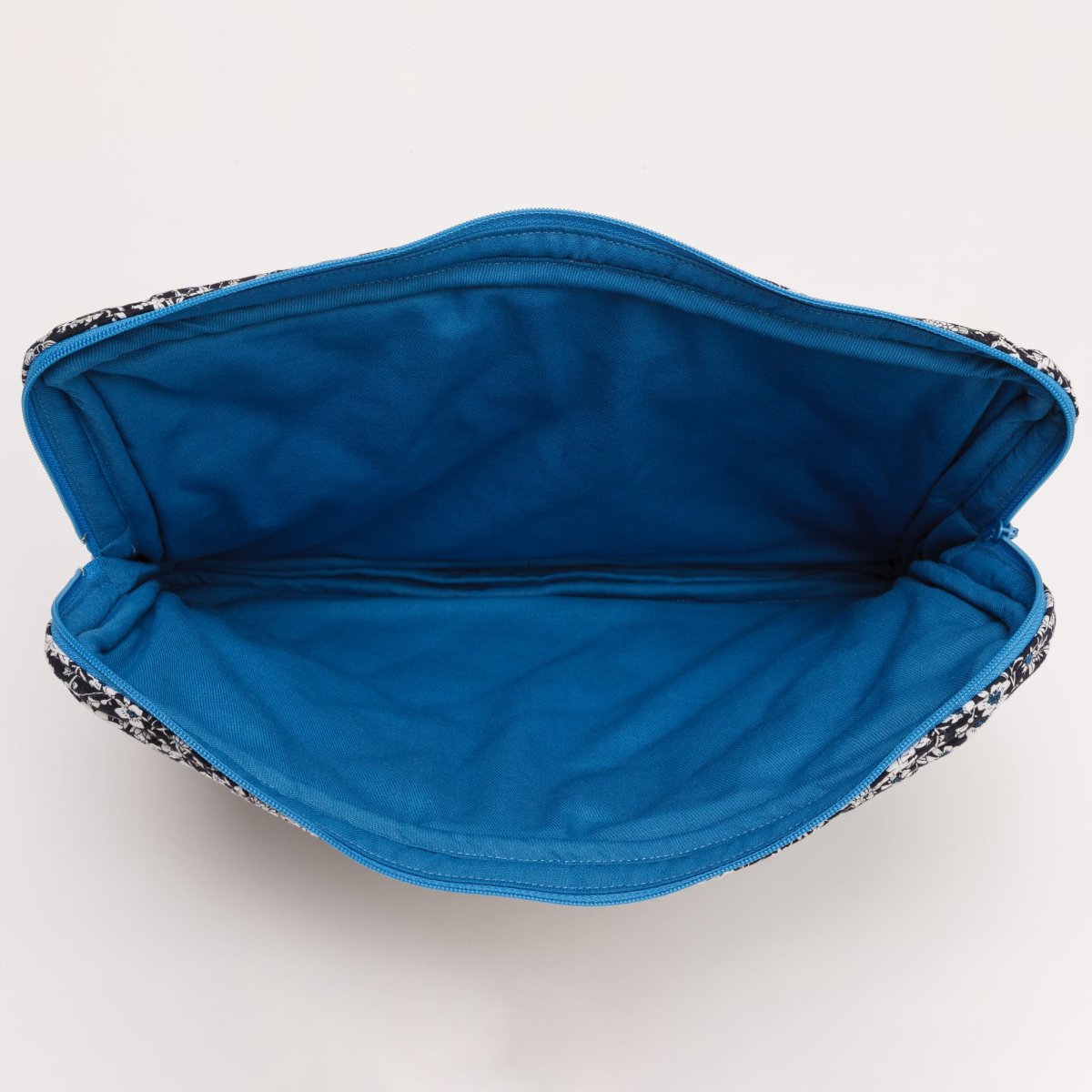 画像5: ネイビーフローラル・キルティング・13インチ・ノートパソコンケース (5)