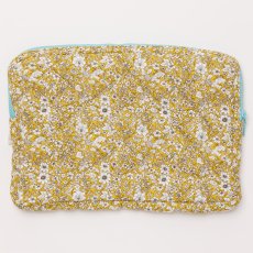画像3: マスタードフローラル・キルティング・13インチ・ラップトップケース (3)