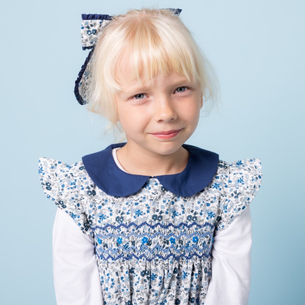 画像4: ブルーフローラルプリント・ハンドスモック・ドレス_2〜3歳(身長 92-98cm) (4)