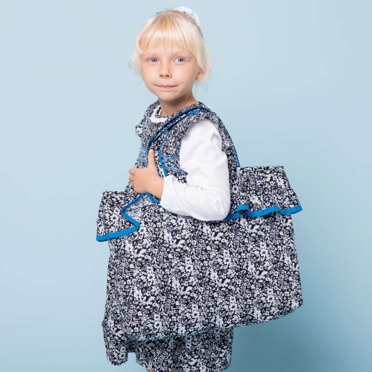 画像1: ネイビーフローラル・フリルキルティング・バッグ (1)