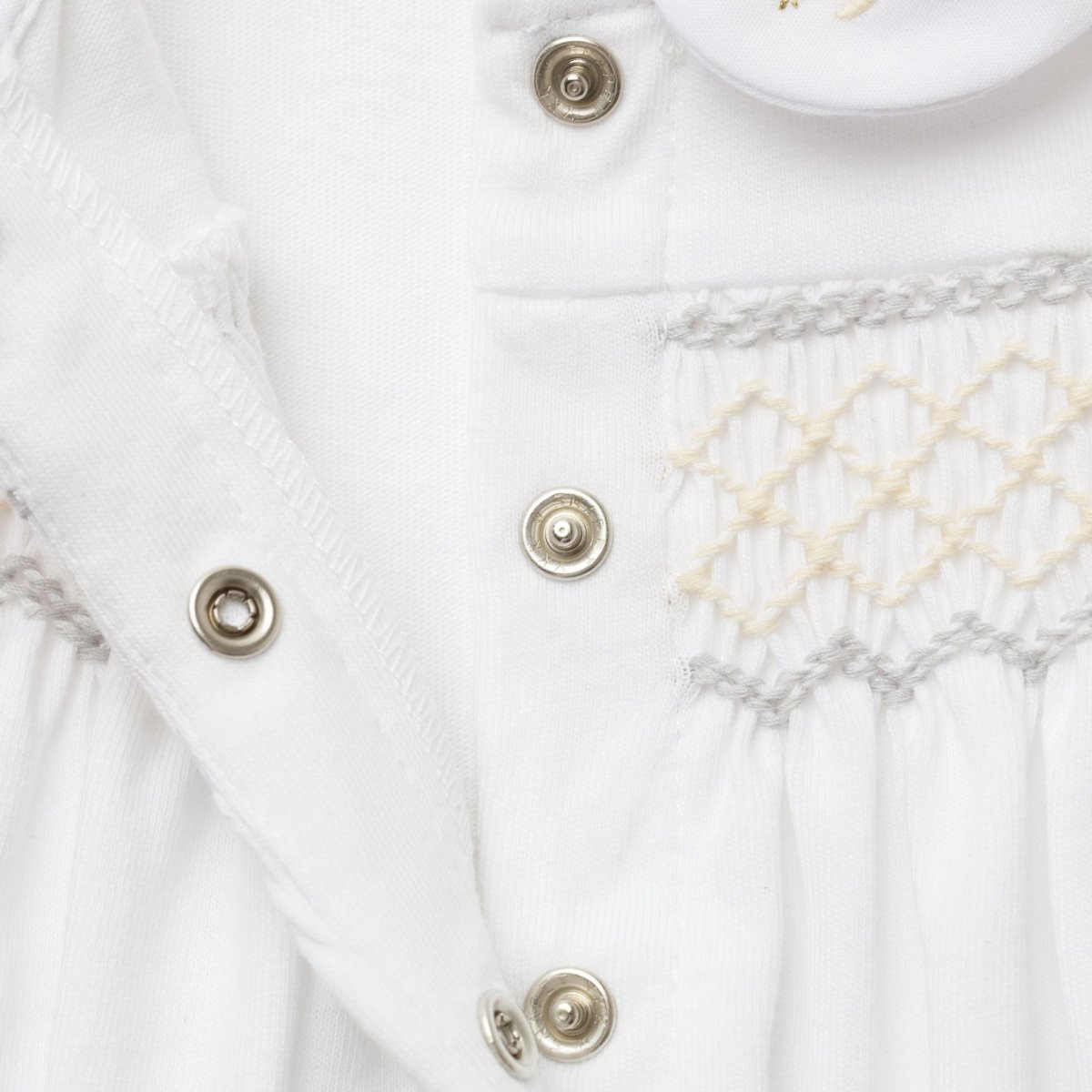 画像10: ハンドスモッキング・アムール・ホワイトジャージー（女の子用）_70cm (10)