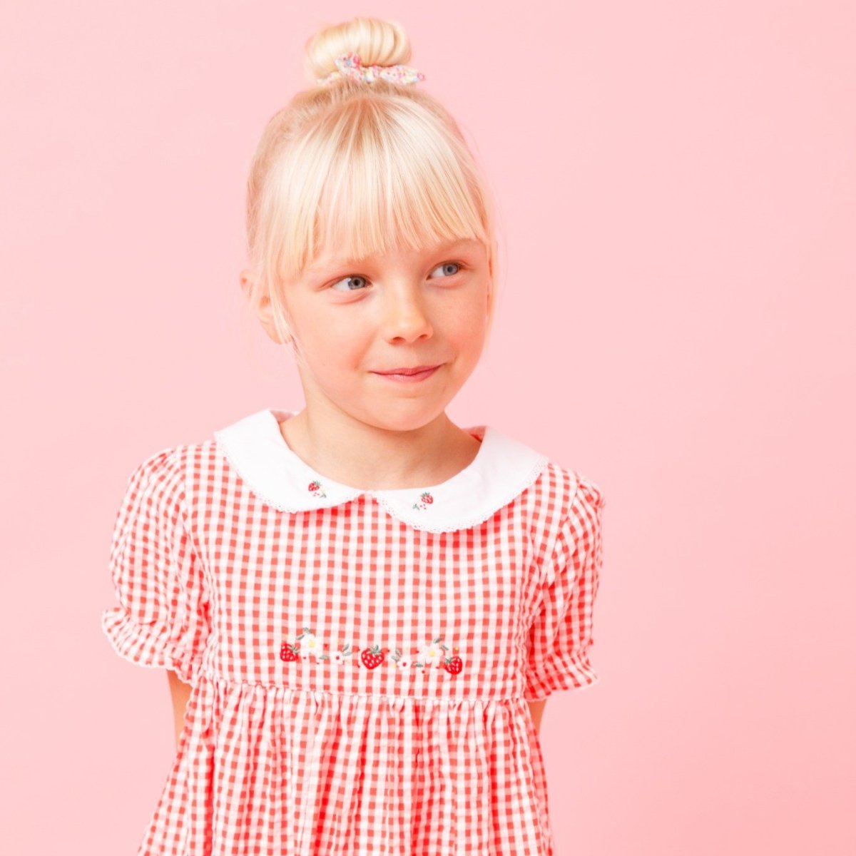 画像2: ストロベリー刺繍・ワンピース_6〜12ヶ月(80-85cm) (2)