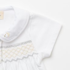 画像4: ハンドスモッキング・アムール・ホワイトジャージー（男の子用）_80cm (4)