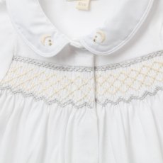 画像3: ハンドスモッキング・アムール・ホワイトジャージー（男の子用）_80cm (3)