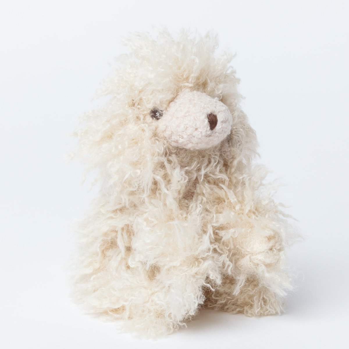 画像2: ベージュプードルベビー・ファーぬいぐるみ (2)