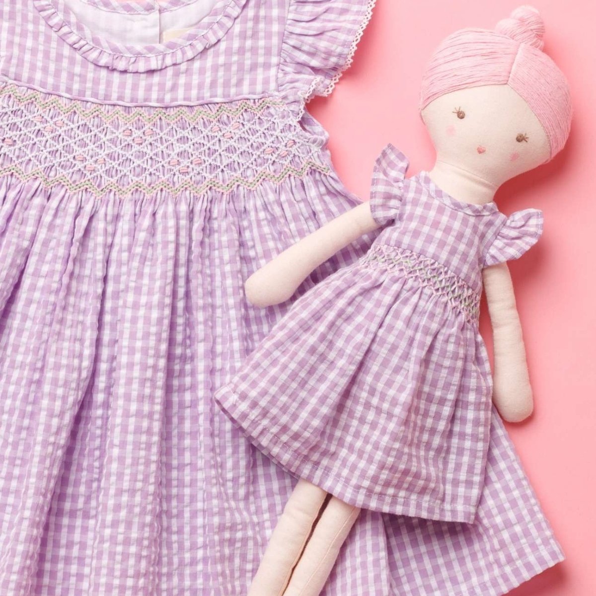 画像1: 【ドール用】ラベンダーギンガム・ハンドスモッキング・ドールドレス (1)