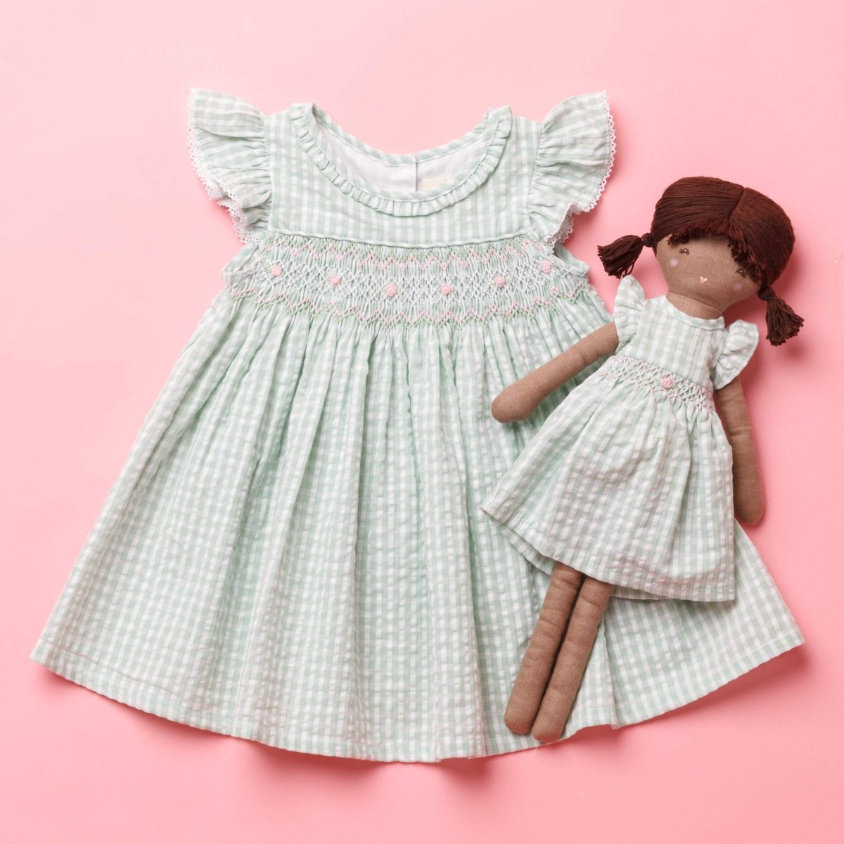 画像2: 【ドール用】アップルギンガム・ハンドスモッキング・ドールドレス (2)