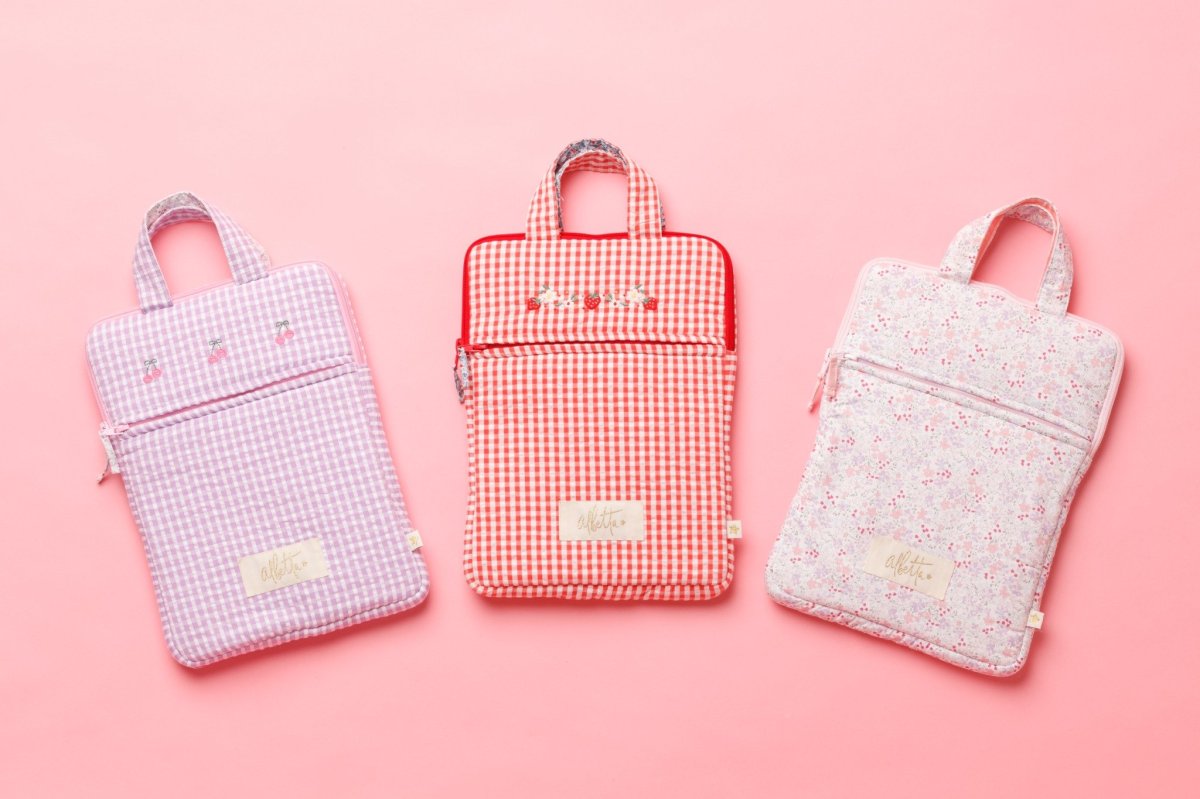画像10: ストロベリー刺繍・レッドギンガム・ノートパソコンバッグ (10)