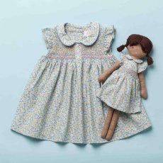 画像2: 【ドール用】ノラフローラルプリント・ハンドスモッキング・ドールドレス (2)