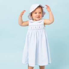 画像1: チェリー刺繍・ブルーシアサッカー・ハンドスモッキング・ワンピース_1〜2歳(85-92cm) (1)