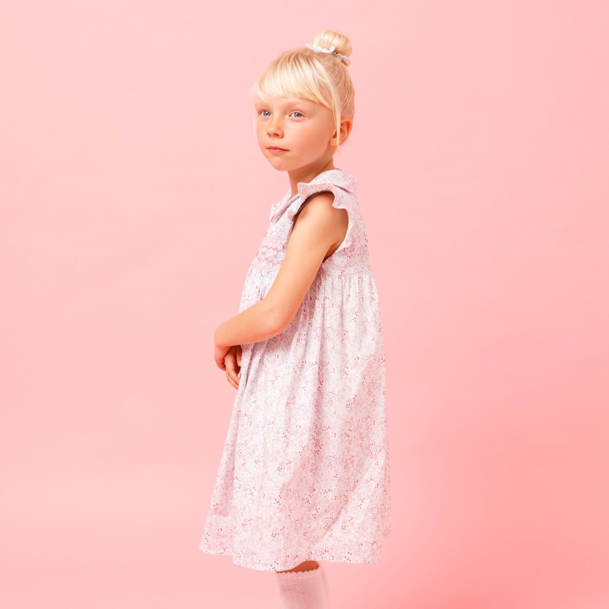 画像4: ワイルドフラワープリント・ハンドスモッキング・ワンピース_6〜12ヶ月(80-85cm) (4)