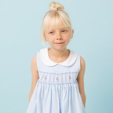 画像1: チェリー刺繍・ブルーシアサッカー・ハンドスモッキング・ワンピース_3〜4歳(98-103cm) (1)