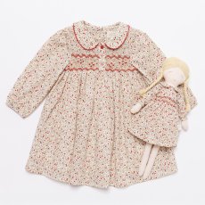 画像2: ディッツィー・レッドフローラル・ ハンドスモッキングワンピース_6〜12ヶ月(80-85cm) (2)